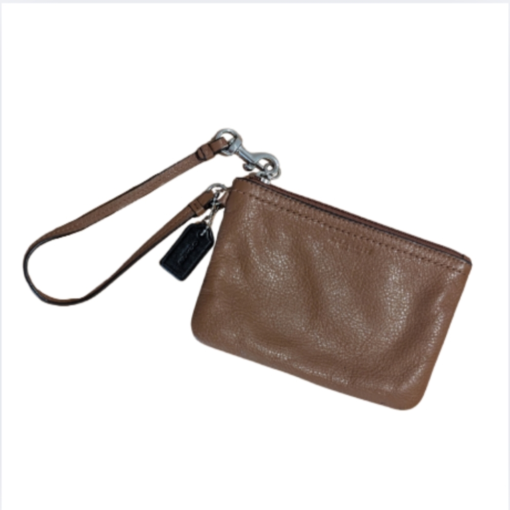 COACH Saddle Brown Pebbled Leather Wristlet / Pouch / Coin Purse